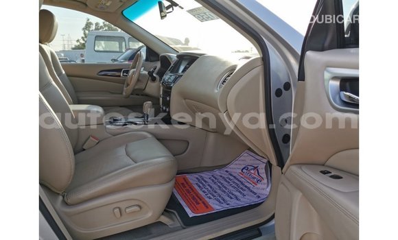 Nunua Imported Nissan Pathfinder Nyingine Gari ndani ya Import - Dubai nchini Kati Kenya Nunua Imported Nissan Pathfinder Nyingine Gari ndani ya Import - Dubai nchini Kati Kenya