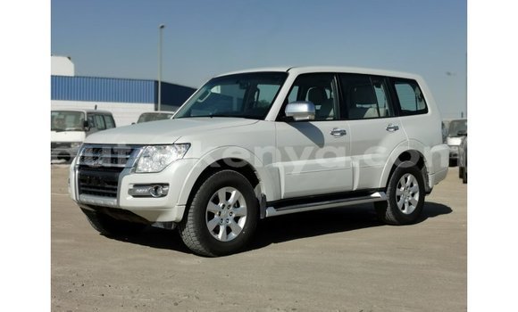Buy Import Mitsubishi Pajero White Car in Import - Dubai in Central Kenya Buy Import Mitsubishi Pajero White Car in Import - Dubai in Central Kenya