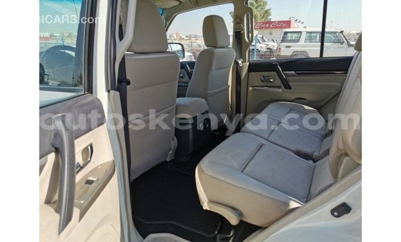 Buy Import Mitsubishi Pajero White Car in Import - Dubai in Central Kenya Buy Import Mitsubishi Pajero White Car in Import - Dubai in Central Kenya