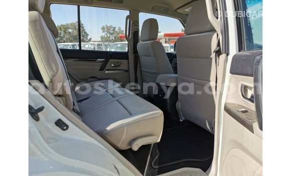 Buy Import Mitsubishi Pajero White Car in Import - Dubai in Central Kenya Buy Import Mitsubishi Pajero White Car in Import - Dubai in Central Kenya