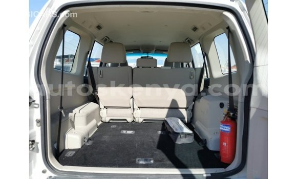 Buy Import Mitsubishi Pajero White Car in Import - Dubai in Central Kenya Buy Import Mitsubishi Pajero White Car in Import - Dubai in Central Kenya