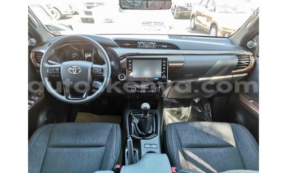 Nunua Imported Toyota Hilux Nyekundu Gari ndani ya Import - Dubai nchini Kati Kenya Nunua Imported Toyota Hilux Nyekundu Gari ndani ya Import - Dubai nchini Kati Kenya