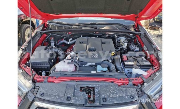 Nunua Imported Toyota Hilux Nyekundu Gari ndani ya Import - Dubai nchini Kati Kenya Nunua Imported Toyota Hilux Nyekundu Gari ndani ya Import - Dubai nchini Kati Kenya