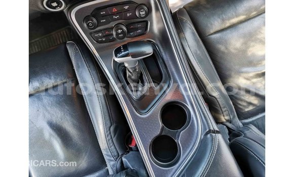 Nunua Imported Dodge Challenger Nyeupe Gari ndani ya Import - Dubai nchini Kati Kenya Nunua Imported Dodge Challenger Nyeupe Gari ndani ya Import - Dubai nchini Kati Kenya
