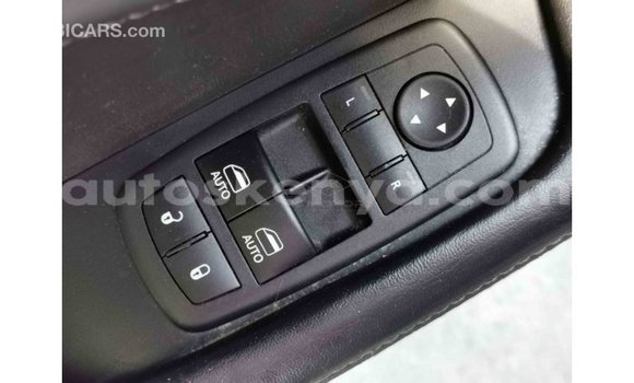 Nunua Imported Dodge Challenger Nyeupe Gari ndani ya Import - Dubai nchini Kati Kenya Nunua Imported Dodge Challenger Nyeupe Gari ndani ya Import - Dubai nchini Kati Kenya