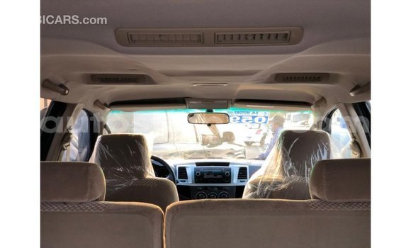 Nunua Imported Toyota Fortuner Nyeusi Gari ndani ya Import - Dubai nchini Kati Kenya Nunua Imported Toyota Fortuner Nyeusi Gari ndani ya Import - Dubai nchini Kati Kenya