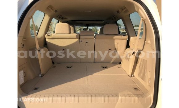 Nunua Imported Toyota Prado Nyeupe Gari ndani ya Import - Dubai nchini Kati Kenya Nunua Imported Toyota Prado Nyeupe Gari ndani ya Import - Dubai nchini Kati Kenya
