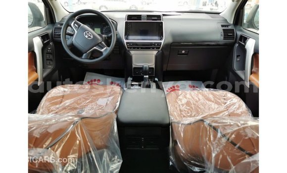 Buy Import Toyota Prado Black Car in Import - Dubai in Central Kenya Buy Import Toyota Prado Black Car in Import - Dubai in Central Kenya