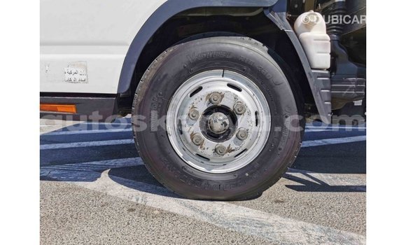 Buy Import Mitsubishi Carisma White Car in Import - Dubai in Central Kenya Buy Import Mitsubishi Carisma White Car in Import - Dubai in Central Kenya