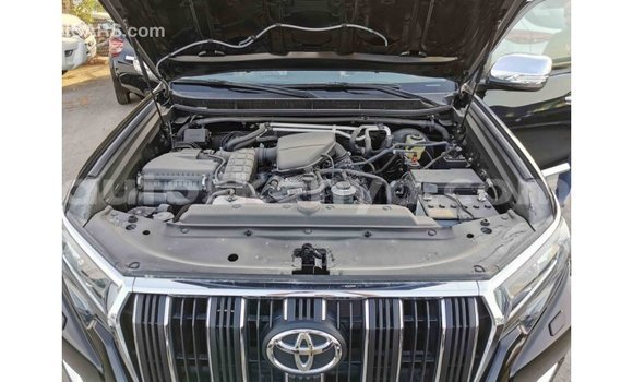 Nunua Imported Toyota Prado Nyeusi Gari ndani ya Import - Dubai nchini Kati Kenya Nunua Imported Toyota Prado Nyeusi Gari ndani ya Import - Dubai nchini Kati Kenya