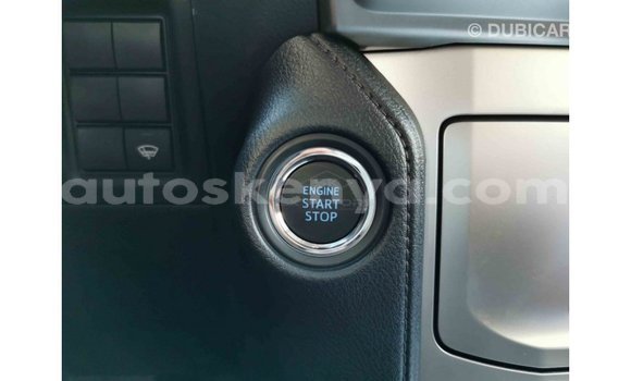 Imported Toyota Prado White Makiinaa iti Import - Dubai keessatti Central Kenya keessatti Imported Toyota Prado White Makiinaa iti Import - Dubai keessatti Central Kenya keessatti