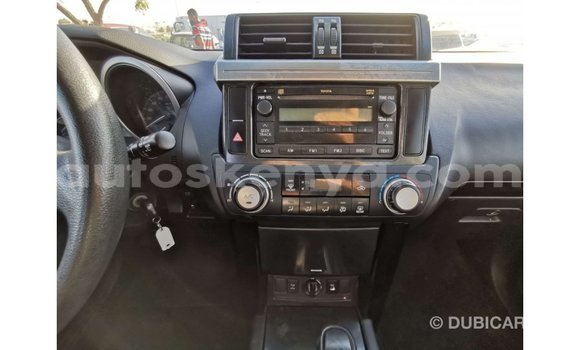 Nunua Imported Toyota Prado Nyeupe Gari ndani ya Import - Dubai nchini Kati Kenya Nunua Imported Toyota Prado Nyeupe Gari ndani ya Import - Dubai nchini Kati Kenya