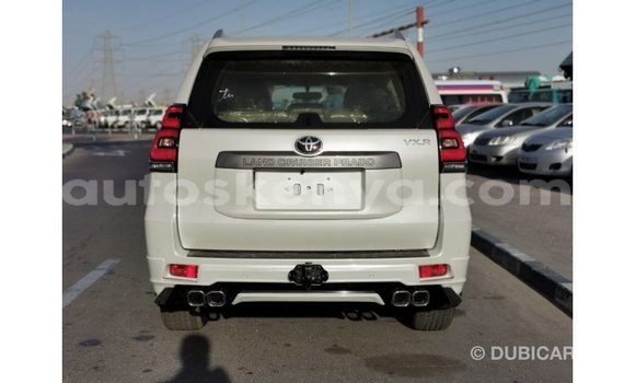 Imported Toyota Prado White Makiinaa iti Import - Dubai keessatti Central Kenya keessatti Imported Toyota Prado White Makiinaa iti Import - Dubai keessatti Central Kenya keessatti