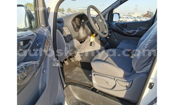 Buy Import Hyundai Cargo White Car in Import - Dubai in Central Kenya Buy Import Hyundai Cargo White Car in Import - Dubai in Central Kenya