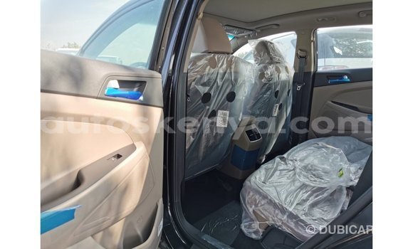 Imported Hyundai Tucson Black Makiinaa iti Import - Dubai keessatti Central Kenya keessatti Imported Hyundai Tucson Black Makiinaa iti Import - Dubai keessatti Central Kenya keessatti