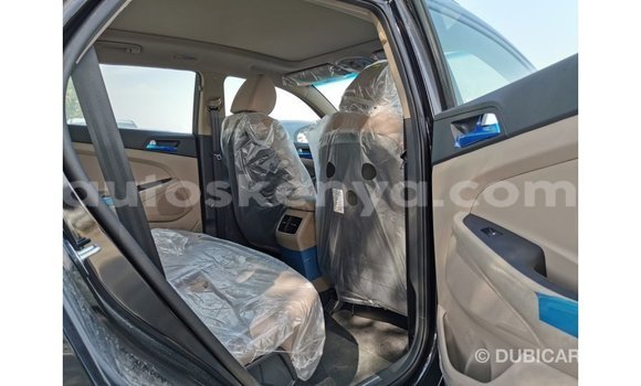 Imported Hyundai Tucson Black Makiinaa iti Import - Dubai keessatti Central Kenya keessatti Imported Hyundai Tucson Black Makiinaa iti Import - Dubai keessatti Central Kenya keessatti