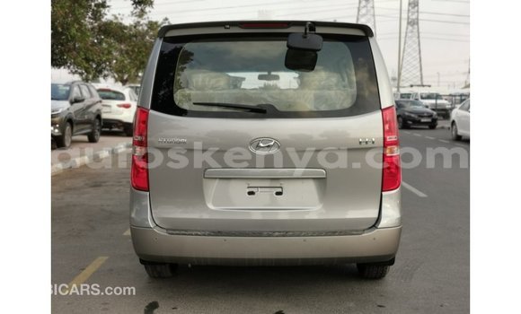 Nunua Imported Hyundai Chorus Nyingine Lori ndani ya Import - Dubai nchini Kati Kenya Nunua Imported Hyundai Chorus Nyingine Lori ndani ya Import - Dubai nchini Kati Kenya