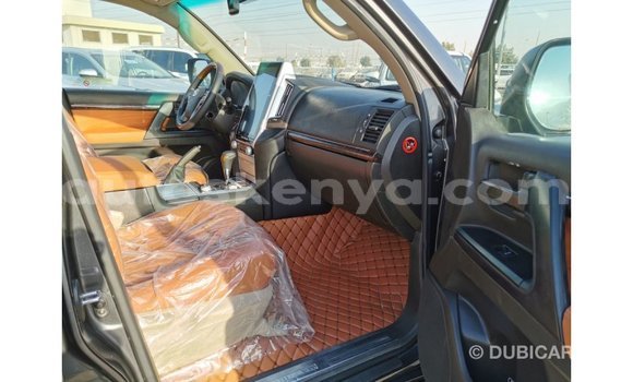 Nunua Imported Toyota Land Cruiser Nyingine Gari ndani ya Import - Dubai nchini Kati Kenya Nunua Imported Toyota Land Cruiser Nyingine Gari ndani ya Import - Dubai nchini Kati Kenya