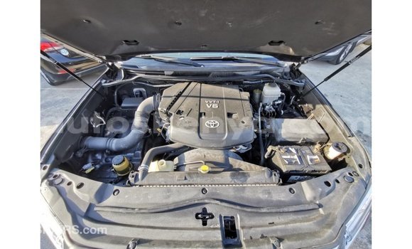 Nunua Imported Toyota Land Cruiser Nyingine Gari ndani ya Import - Dubai nchini Kati Kenya Nunua Imported Toyota Land Cruiser Nyingine Gari ndani ya Import - Dubai nchini Kati Kenya