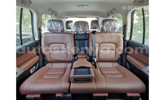 Nunua Imported Toyota Land Cruiser Nyeupe Gari ndani ya Import - Dubai nchini Kati Kenya Nunua Imported Toyota Land Cruiser Nyeupe Gari ndani ya Import - Dubai nchini Kati Kenya