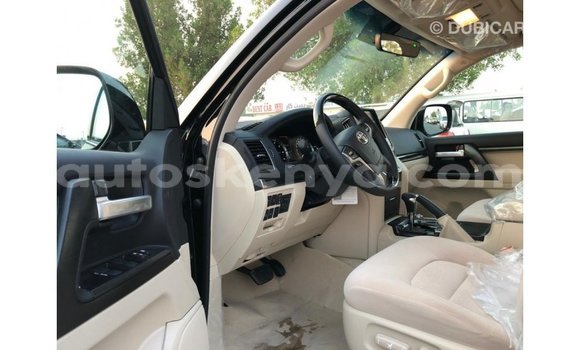 Buy Import Toyota Land Cruiser Black Car in Import - Dubai in Central Kenya Buy Import Toyota Land Cruiser Black Car in Import - Dubai in Central Kenya