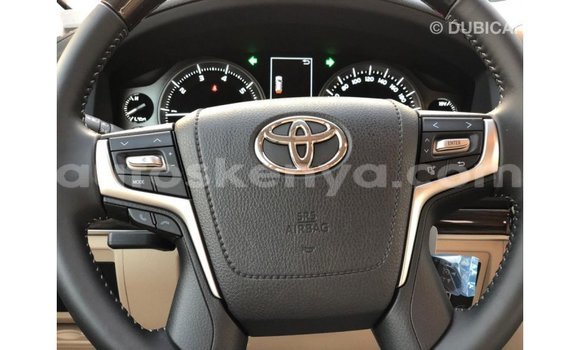 Buy Import Toyota Land Cruiser Black Car in Import - Dubai in Central Kenya Buy Import Toyota Land Cruiser Black Car in Import - Dubai in Central Kenya