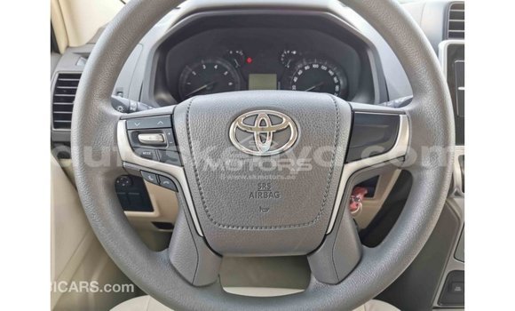 Nunua Imported Toyota Prado Nyeupe Gari ndani ya Import - Dubai nchini Kati Kenya Nunua Imported Toyota Prado Nyeupe Gari ndani ya Import - Dubai nchini Kati Kenya