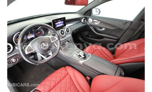 Nunua Imported Mercedes‒Benz 1117 Nyeupe Lori ndani ya Import - Dubai nchini Kati Kenya Nunua Imported Mercedes‒Benz 1117 Nyeupe Lori ndani ya Import - Dubai nchini Kati Kenya