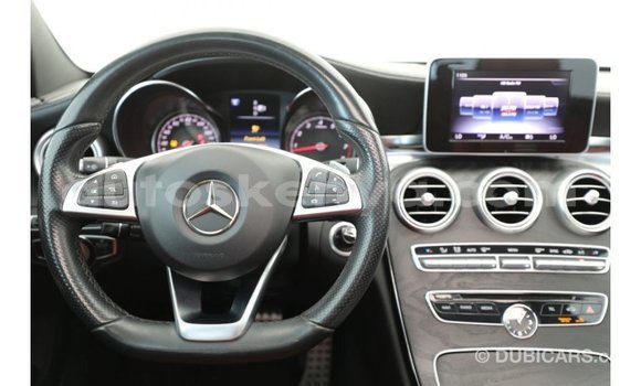 Nunua Imported Mercedes‒Benz 1117 Nyeupe Lori ndani ya Import - Dubai nchini Kati Kenya Nunua Imported Mercedes‒Benz 1117 Nyeupe Lori ndani ya Import - Dubai nchini Kati Kenya