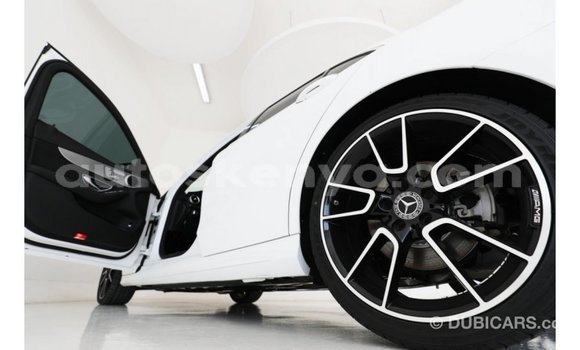 Imported Mercedes‒Benz 1117 White Netiree iti Import - Dubai keessatti Central Kenya keessatti Imported Mercedes‒Benz 1117 White Netiree iti Import - Dubai keessatti Central Kenya keessatti