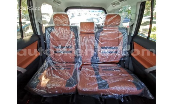 Imported Toyota Prado Black Makiinaa iti Import - Dubai keessatti Central Kenya keessatti Imported Toyota Prado Black Makiinaa iti Import - Dubai keessatti Central Kenya keessatti