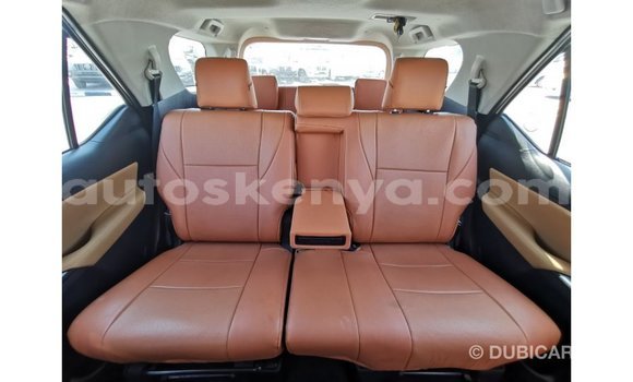 Imported Toyota Fortuner White Makiinaa iti Import - Dubai keessatti Central Kenya keessatti Imported Toyota Fortuner White Makiinaa iti Import - Dubai keessatti Central Kenya keessatti