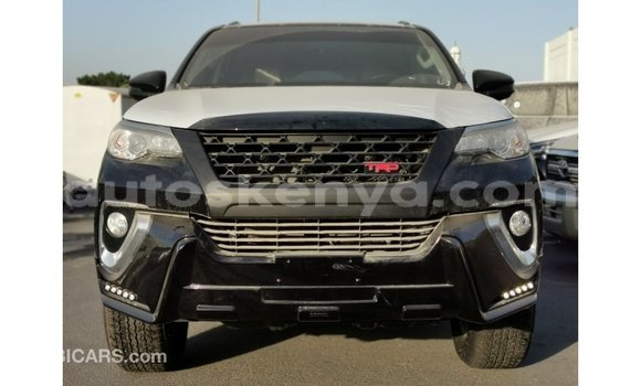Buy Import Toyota Fortuner Black Car in Import - Dubai in Central Kenya Buy Import Toyota Fortuner Black Car in Import - Dubai in Central Kenya