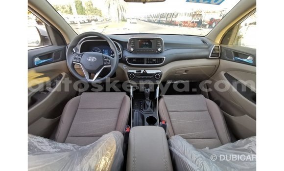 Buy Import Hyundai Tucson White Car in Import - Dubai in Central Kenya Buy Import Hyundai Tucson White Car in Import - Dubai in Central Kenya