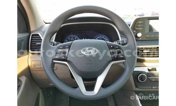 Buy Import Hyundai Tucson White Car in Import - Dubai in Central Kenya Buy Import Hyundai Tucson White Car in Import - Dubai in Central Kenya
