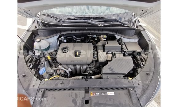 Nunua Imported Hyundai Tucson Nyeupe Gari ndani ya Import - Dubai nchini Kati Kenya Nunua Imported Hyundai Tucson Nyeupe Gari ndani ya Import - Dubai nchini Kati Kenya