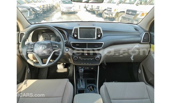 Buy Import Hyundai Tucson White Car in Import - Dubai in Central Kenya Buy Import Hyundai Tucson White Car in Import - Dubai in Central Kenya