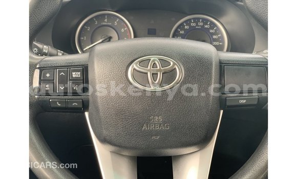 Buy Import Toyota Hilux White Car in Import - Dubai in Central Kenya Buy Import Toyota Hilux White Car in Import - Dubai in Central Kenya