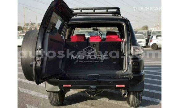 Nunua Imported Toyota FJ Cruiser Nyeusi Gari ndani ya Import - Dubai nchini Kati Kenya Nunua Imported Toyota FJ Cruiser Nyeusi Gari ndani ya Import - Dubai nchini Kati Kenya