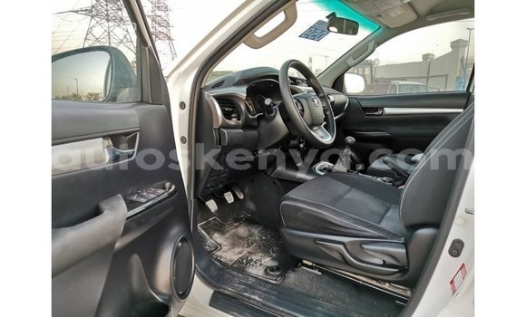 Buy Import Toyota Hilux White Car in Import - Dubai in Central Kenya Buy Import Toyota Hilux White Car in Import - Dubai in Central Kenya