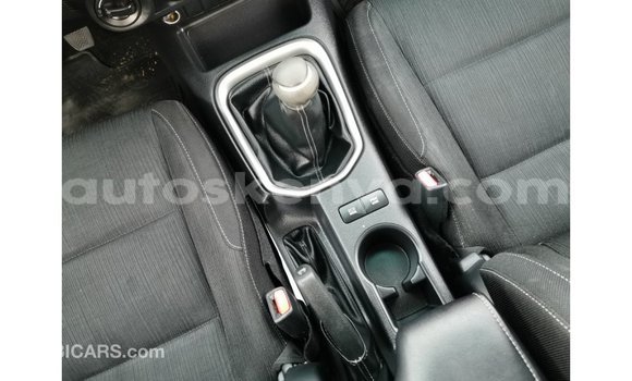 Buy Import Toyota Hilux White Car in Import - Dubai in Central Kenya Buy Import Toyota Hilux White Car in Import - Dubai in Central Kenya