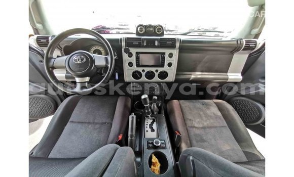 Imported Toyota FJ Cruiser Black Makiinaa iti Import - Dubai keessatti Central Kenya keessatti Imported Toyota FJ Cruiser Black Makiinaa iti Import - Dubai keessatti Central Kenya keessatti