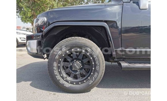 Imported Toyota FJ Cruiser Black Makiinaa iti Import - Dubai keessatti Central Kenya keessatti Imported Toyota FJ Cruiser Black Makiinaa iti Import - Dubai keessatti Central Kenya keessatti