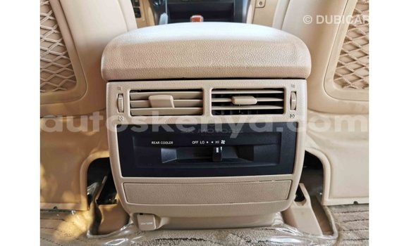 Nunua Imported Toyota Land Cruiser Nyeusi Gari ndani ya Import - Dubai nchini Kati Kenya Nunua Imported Toyota Land Cruiser Nyeusi Gari ndani ya Import - Dubai nchini Kati Kenya