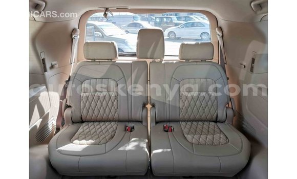 Nunua Imported Toyota Land Cruiser Nyeusi Gari ndani ya Import - Dubai nchini Kati Kenya Nunua Imported Toyota Land Cruiser Nyeusi Gari ndani ya Import - Dubai nchini Kati Kenya