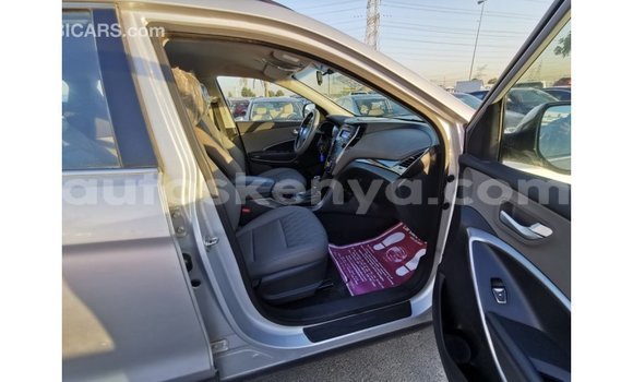 Buy Import Hyundai Santa Fe Other Car in Import - Dubai in Central Kenya Buy Import Hyundai Santa Fe Other Car in Import - Dubai in Central Kenya