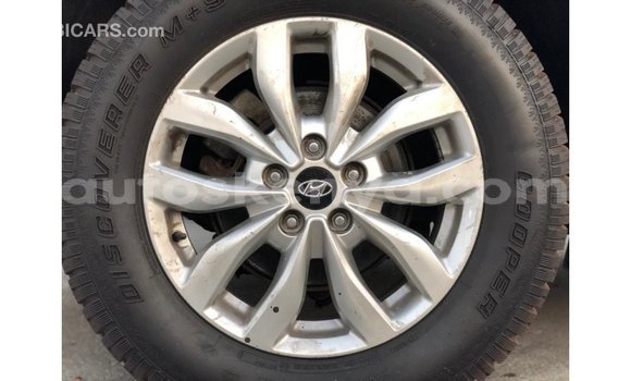 Nunua Imported Hyundai Santa Fe Nyingine Gari ndani ya Import - Dubai nchini Kati Kenya Nunua Imported Hyundai Santa Fe Nyingine Gari ndani ya Import - Dubai nchini Kati Kenya