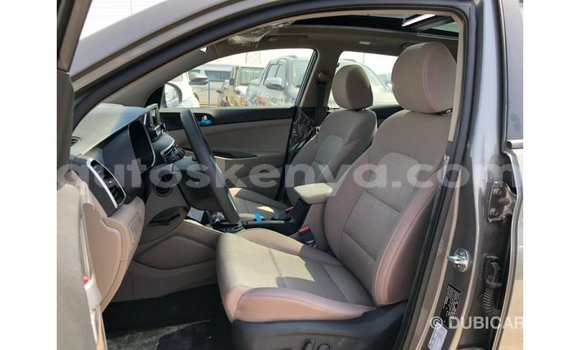 Buy Import Hyundai Tucson Green Car in Import - Dubai in Central Kenya Buy Import Hyundai Tucson Green Car in Import - Dubai in Central Kenya