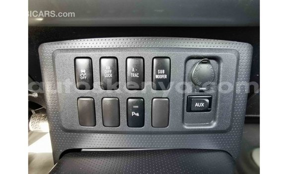 Buy Import Toyota FJ Cruiser Beige Car in Import - Dubai in Central Kenya Buy Import Toyota FJ Cruiser Beige Car in Import - Dubai in Central Kenya