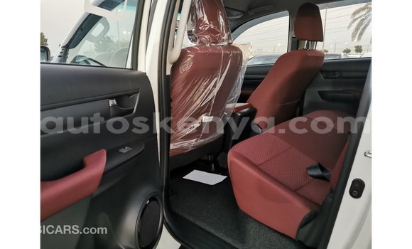 Buy Import Toyota Hilux White Car in Import - Dubai in Central Kenya Buy Import Toyota Hilux White Car in Import - Dubai in Central Kenya